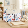 Sac à langer 39 cm motif Poneys en balade mis en scène dans une chambre de bébé