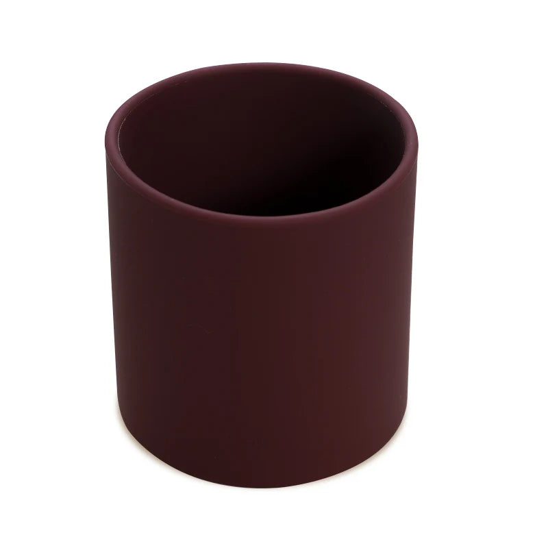 Gobelet bébé en silicone coloris bordeaux