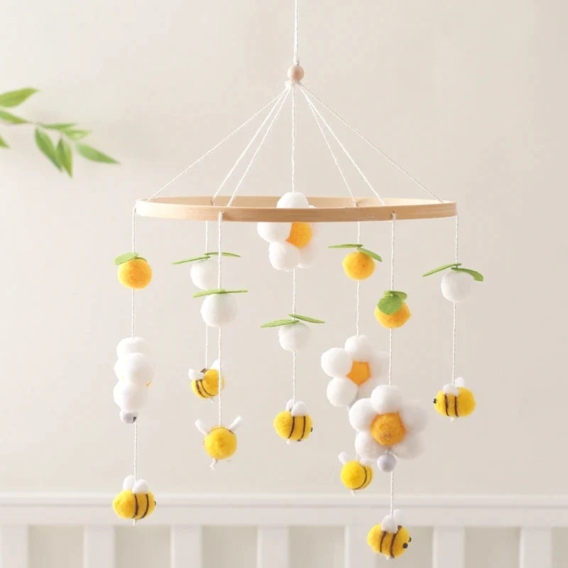 Mobile Bébé Abeille - Jaune - Jouet En bois bébé