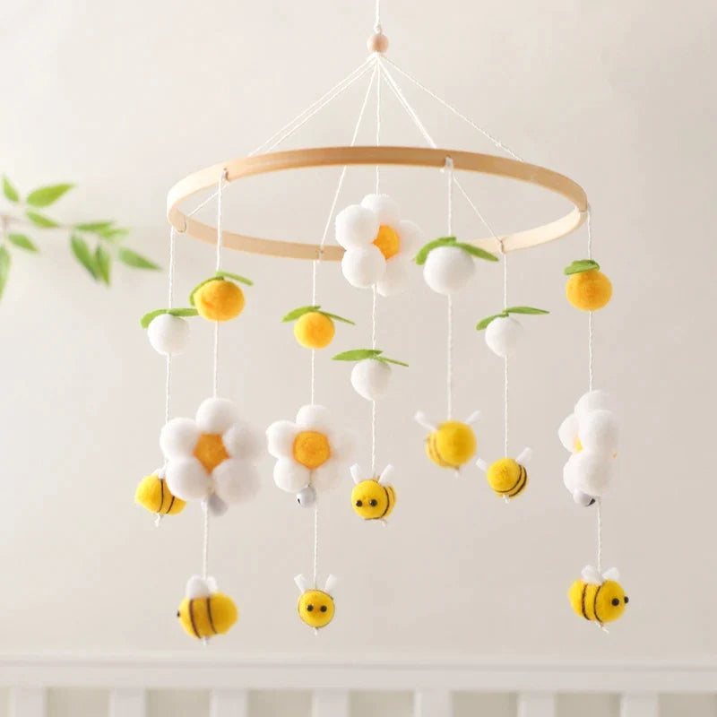 Mobile Bébé Abeille - Jaune - Jouet En bois bébé