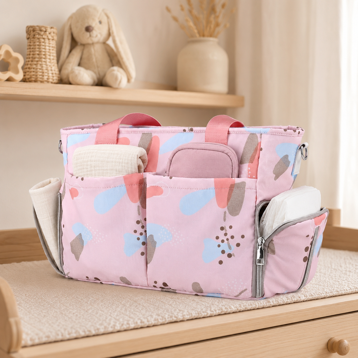 Poches de rangement du sac à langer Rose pastel avec essentiels de bébé