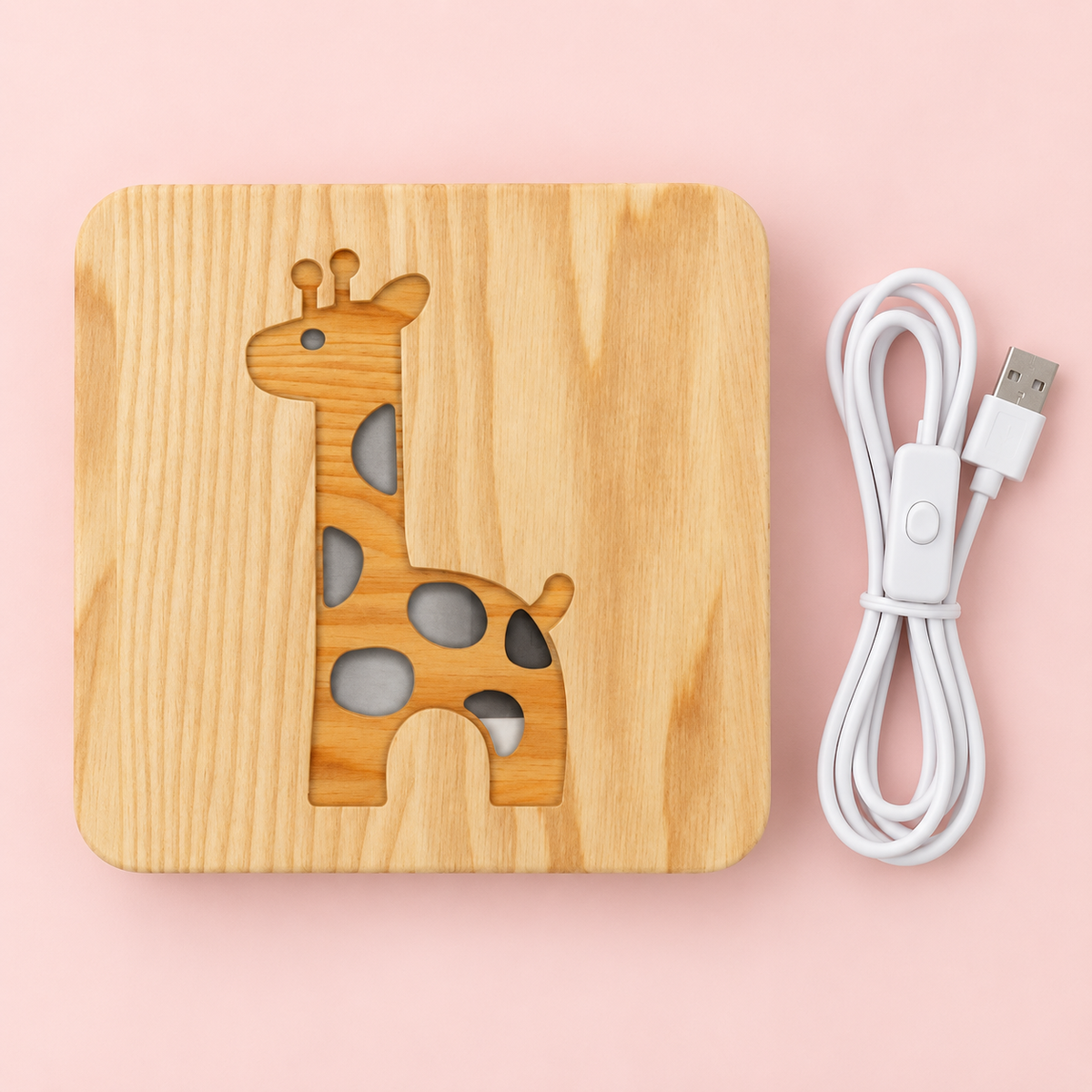 Veilleuse girafe en bois avec câble USB et interrupteur inclus